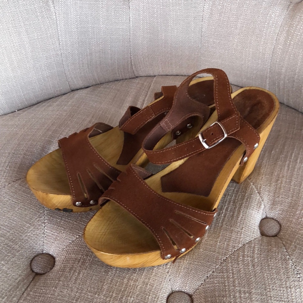 Charles David’s Wooden Sandals